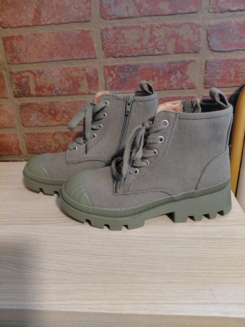 Source Unknown Olive Green Canvas Lug Ankle Boots